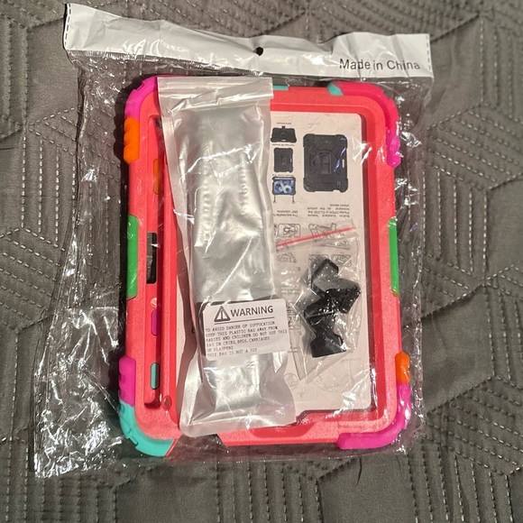 iPad Mini 6 Case Set - Picture 3 of 3